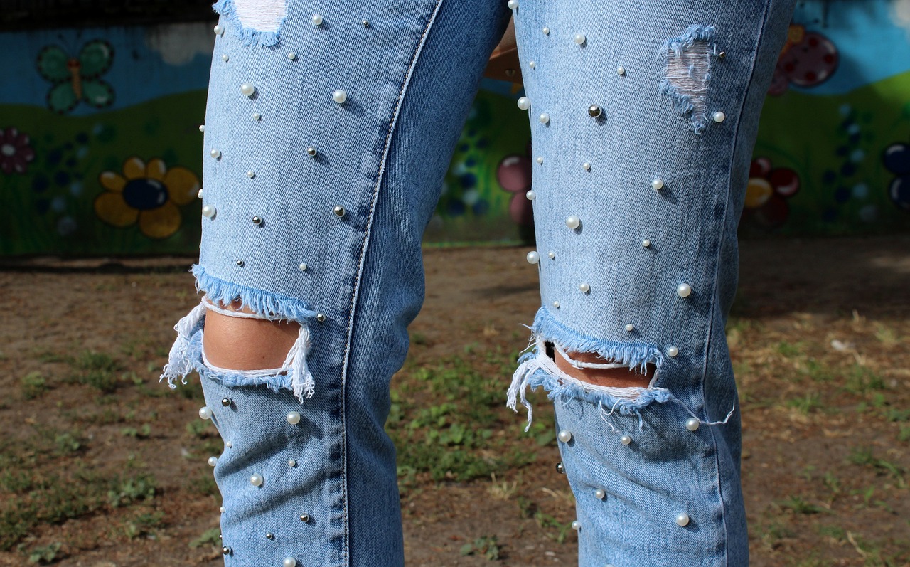 Quick and Easy Sewing Projects for Couples